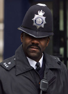 Image:Policefund2R_228x317.jpg‎ 